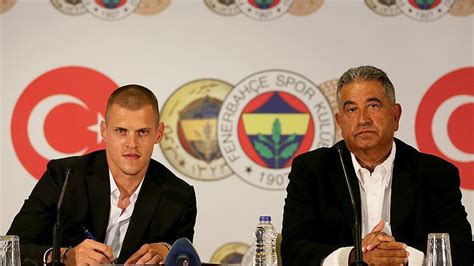 M­a­r­t­i­n­ ­S­k­r­t­e­l­ ­r­e­s­m­e­n­ ­F­e­n­e­r­b­a­h­ç­e­­d­e­